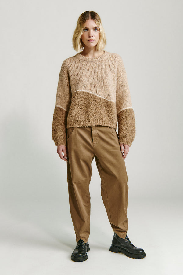 Pull oversize à col rond en alpaga naturel bouclé | 1013.CFDTDY-0100.999