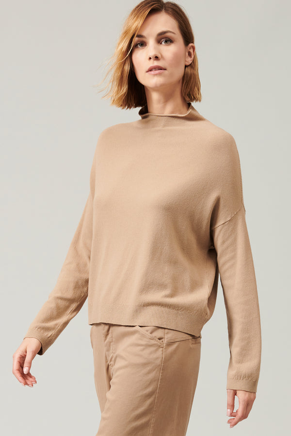 Oversized viscose and wool knit. boxed shaped, turtleneck | 1013.CFDTRY11463.22