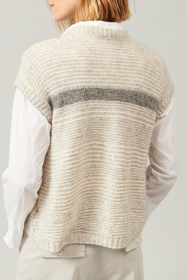 Sleeveless knit in wool and alpaca with contrasting colour striping | 1013.CFDTRY17520.11