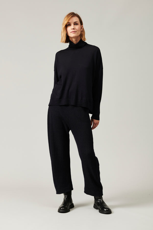 Turtleneck extra fine virgin wool wide knit | 1013.CFDTRY18530.05