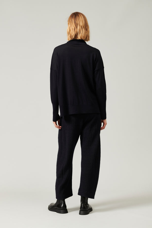 Turtleneck extra fine virgin wool wide knit | 1013.CFDTRY18530.05