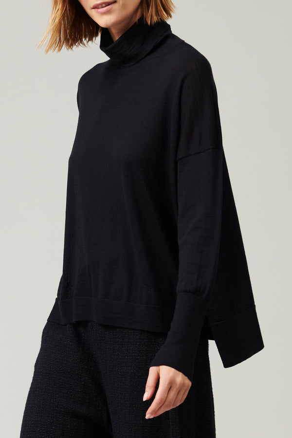 Turtleneck extra fine virgin wool wide knit | 1013.CFDTRY18530.05