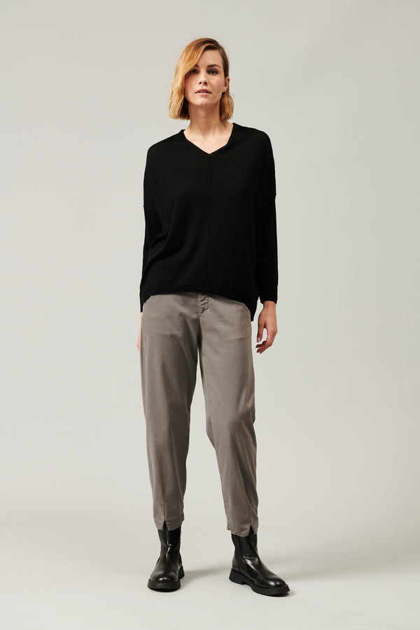 V neck extra fine virgin wool oversize knit | 1013.CFDTRY18531.10