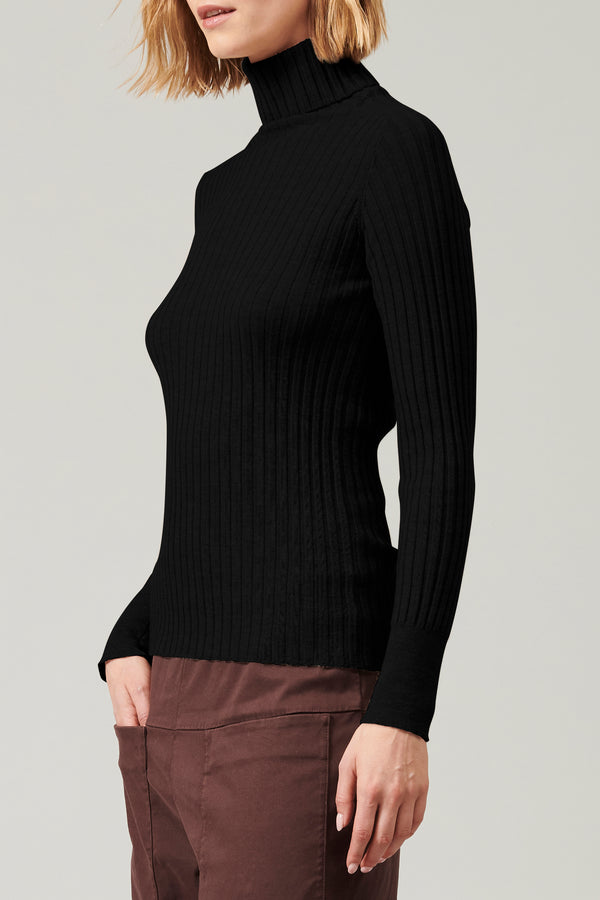 Turtleneck ribbed extrafine wool knit | 1013.CFDTRY19542.10