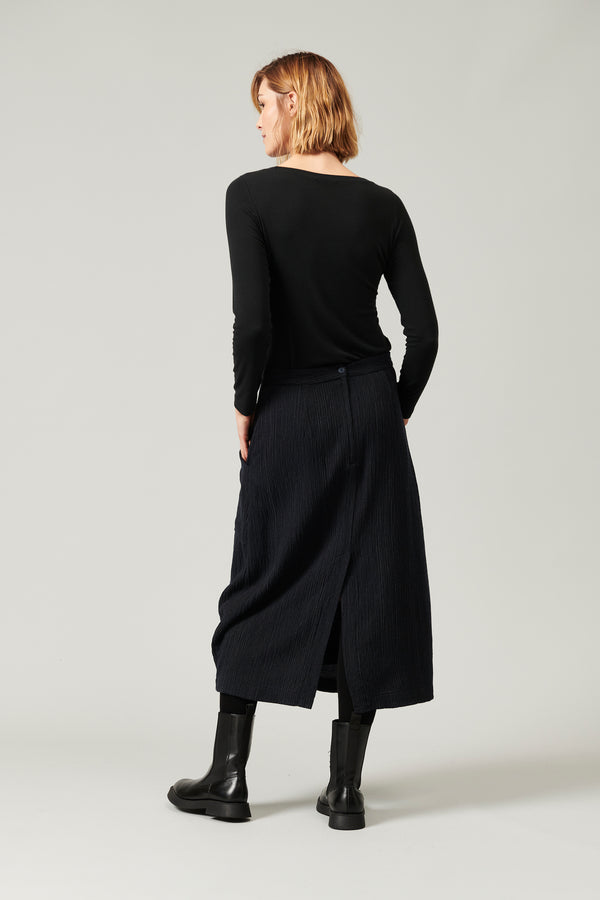 Bomb� shape skirt in embossed pinstripe wool blend | 1013.CFDTRYA104.05