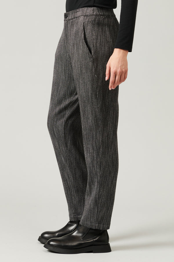 Comfort fit trousers with elastic on the back in stretch wool blend micro-patterned | 1013.CFDTRYF152.13