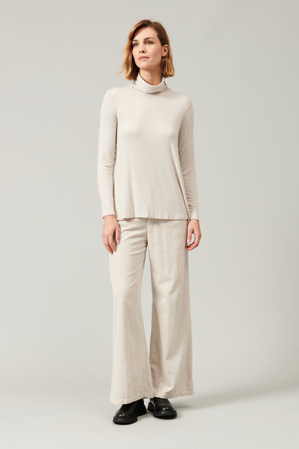 Flared turtleneck shirt in stretch modal jersey | 1013.CFDTRYI181.21