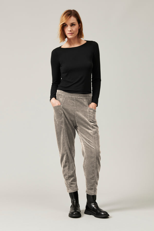 Pantalone comfort fit con elastico in vita in velluto a coste di viscosa e cotone stretch | 1013.CFDTRYQ262.11