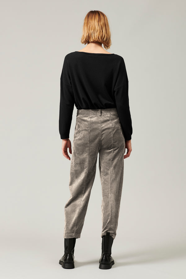 Pantalon coupe confort en velours côtelé de viscose et coton stretch | 1013.CFDTRYQ265.11