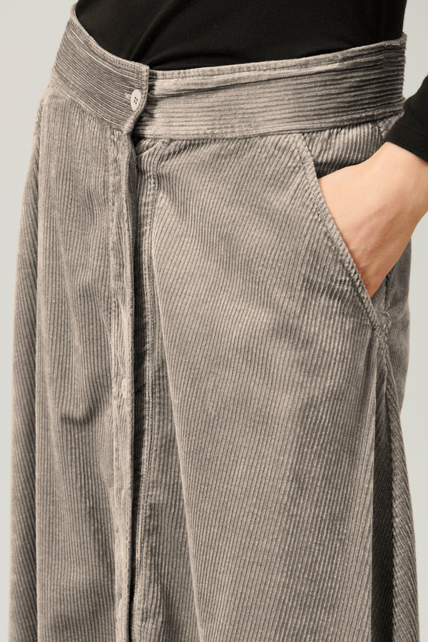 Long skirt with buttons in viscose and stretch cotton corduroy | 1013.CFDTRYQ266.11