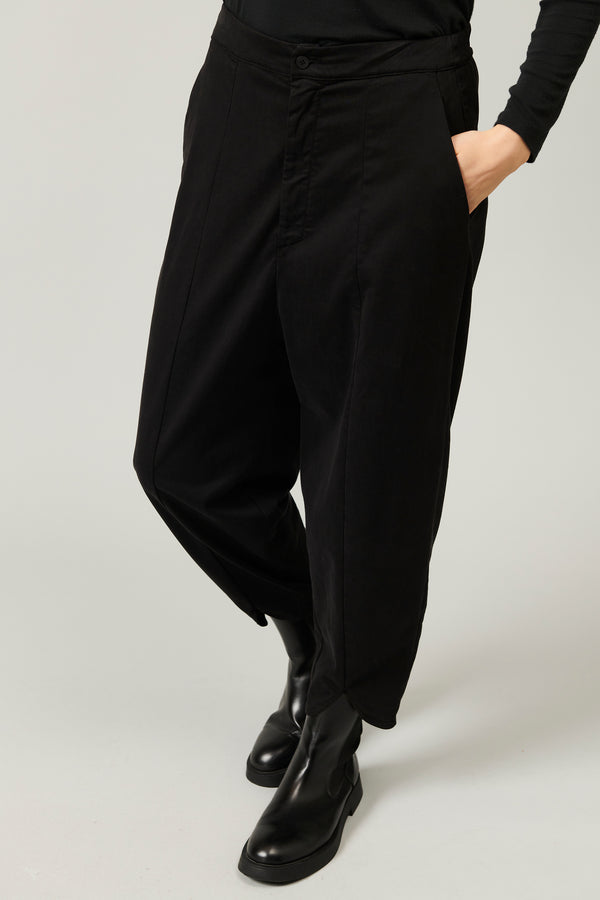 Wide bomb� shape trousers with elastic on the back in tencel, modal and stretch cotton | 1013.CFDTRYR271.10