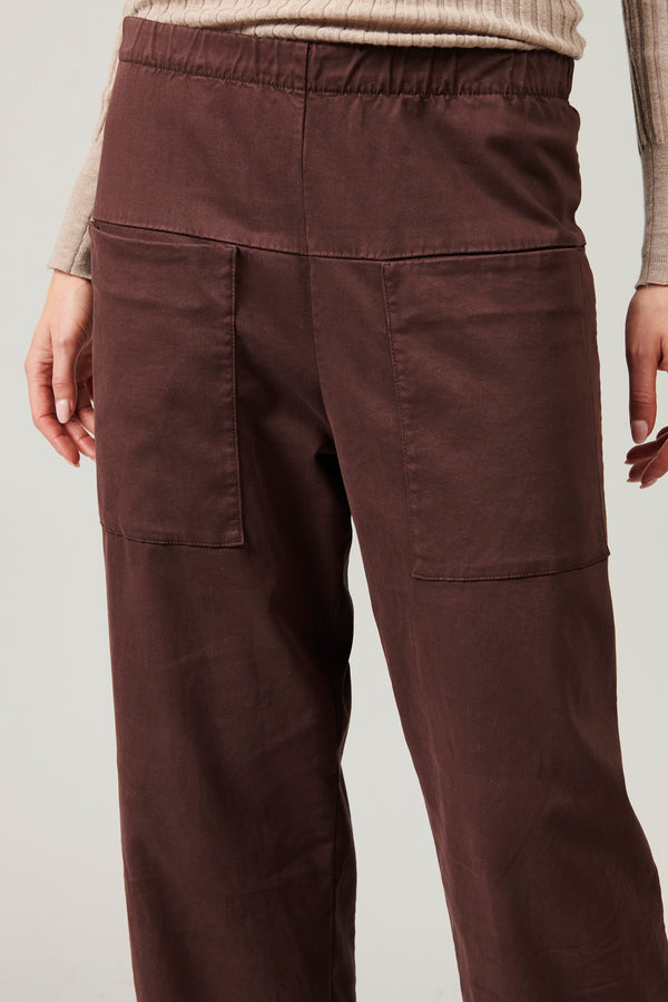 Comfort fit pant with front pockets in viscose and cotton stretch. elastic waist | 1013.CFDTRYR273.07