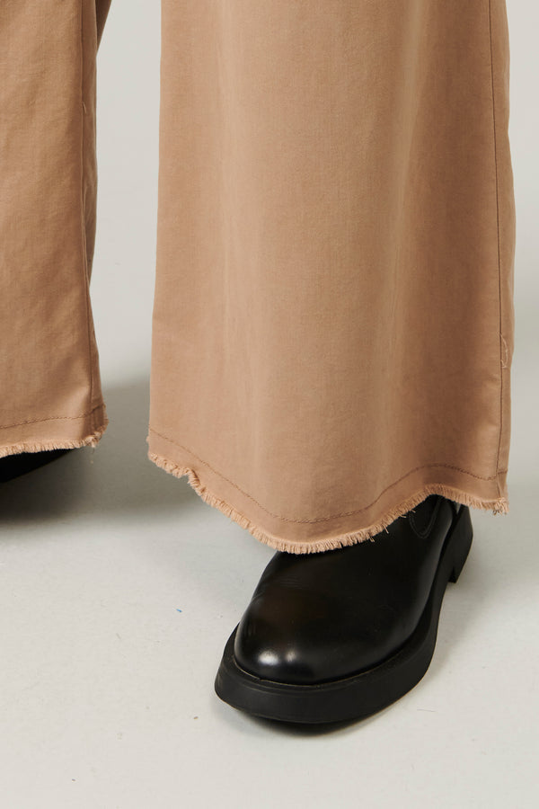 Wide-leg trousers with raw cut at the bottom in viscose and stretch cotton | 1013.CFDTRYR274.22