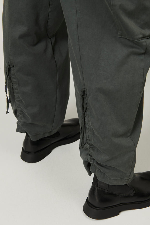 Cargo pant in stretch cotton satin | 1013.CFDTRYR276.24