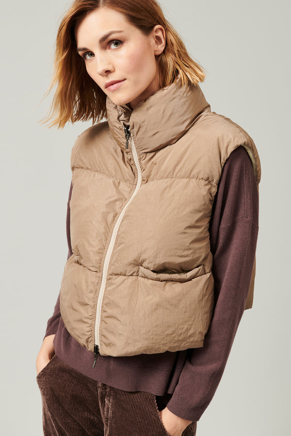 Vest padded with real goose down and lined in habotay silk | 1013.CFDTRYS280.22