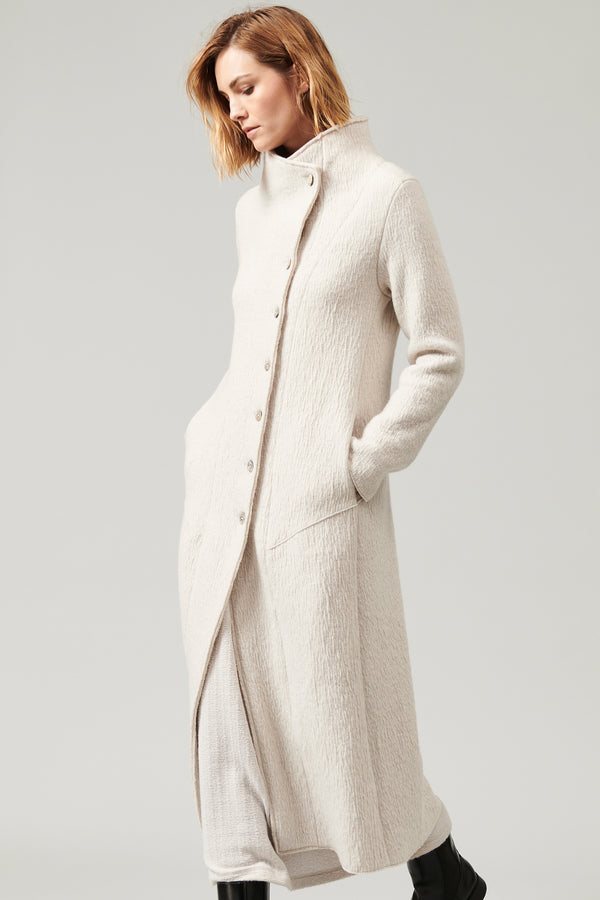 Long slim fit coat in boiled wool knit | 1013.CFDTRYX332.01