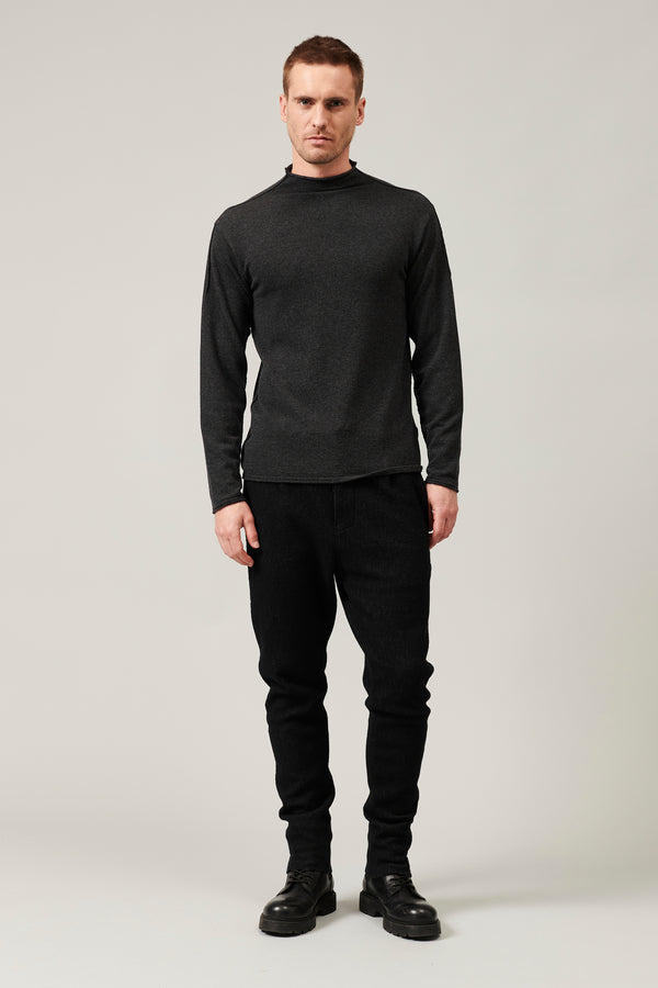 Loose-fit crater neck knit in virgin wool | 1013.CFUTRY12473.U12