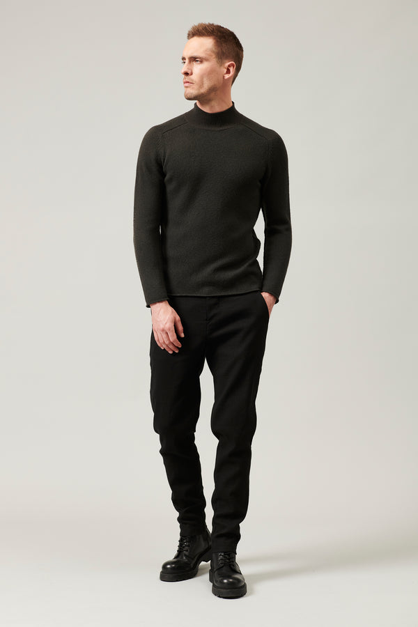 Pullover mit turtleneck aus schurwolle mit kontrastierenden garndetails | 1013.CFUTRY18531.U04