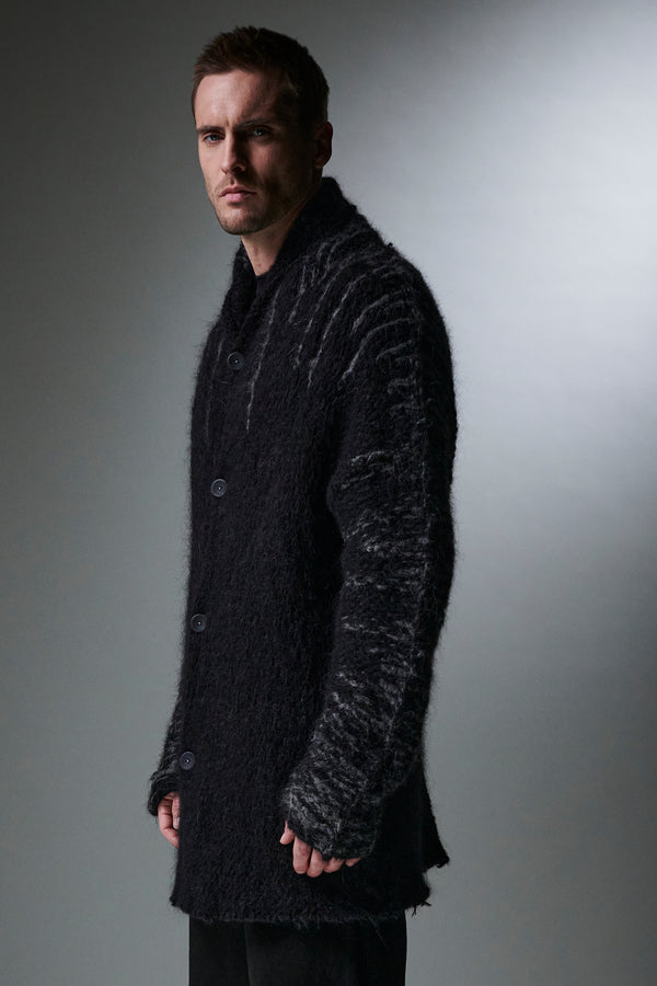 Loose-fit cardigan in thick alpaca knit with scratchy effect on the upper part | 1013.CFUTRY23581.U310