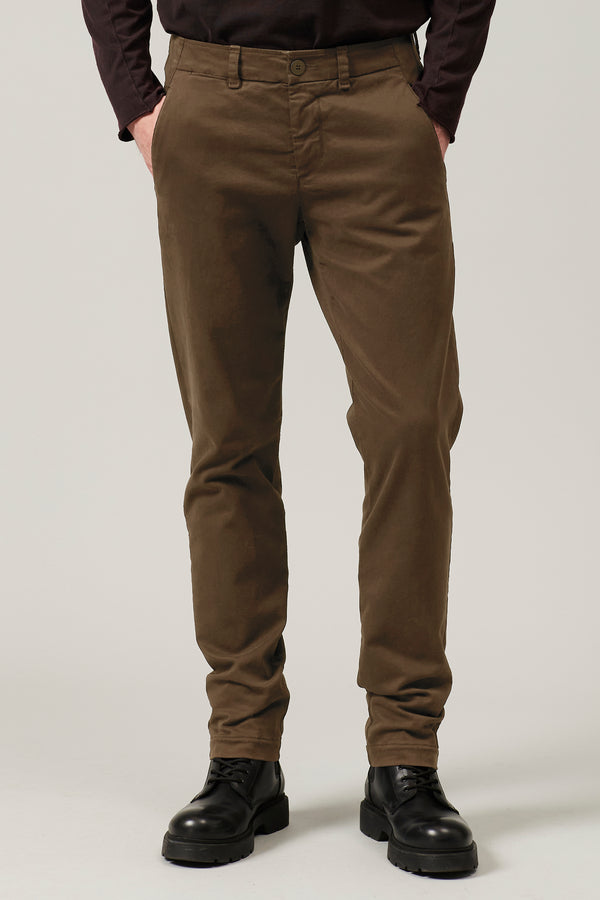 Cotton stretch regular fit chinos | 1013.CFUTRYA100.U13