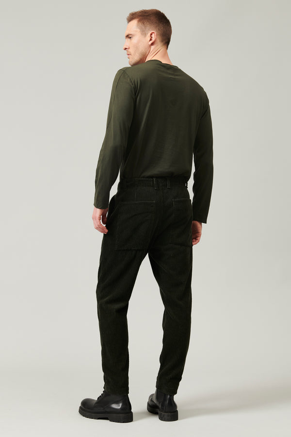 Loose-fit jogging trousers in cotton-blend corduroy. elastic waistband with drawstring | 1013.CFUTRYD130.U04