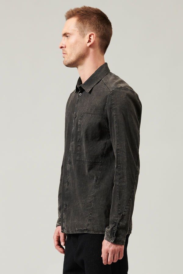 Fade denim look regular-fit shirt in micro-weave cotton and linen fabric with patch pocket | 1013.CFUTRYU300S.U201