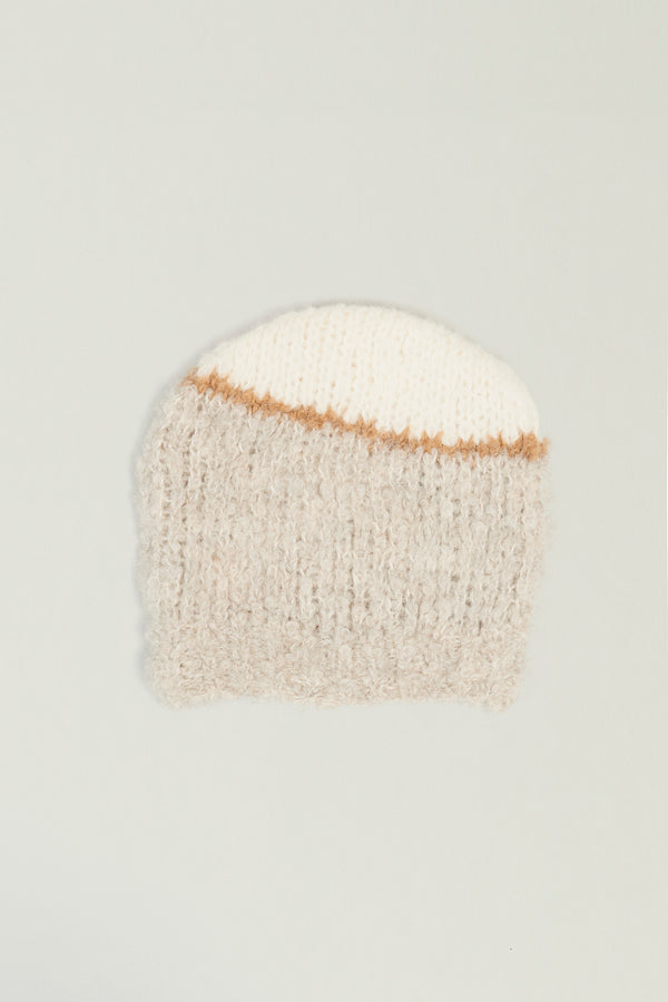 Bonnet en tricot de fil d'alpaga naturel avec texture bouclée | 1013.HATDTDY-0103.888